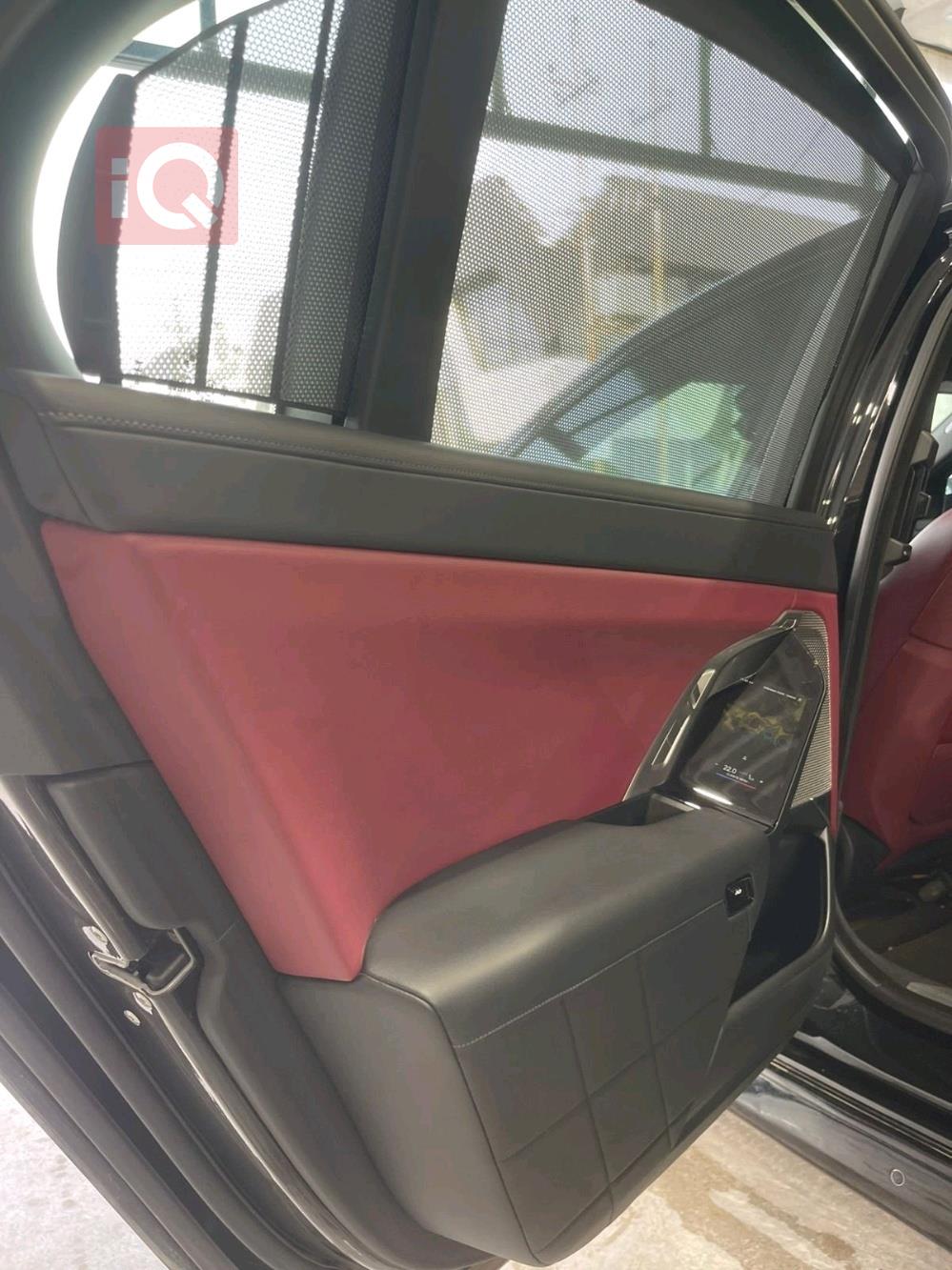 بي ام دبليو الفئة 7